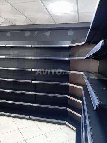 رفوف عرض جدارية ومزدوجة