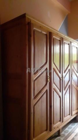 غرفة وخزانة