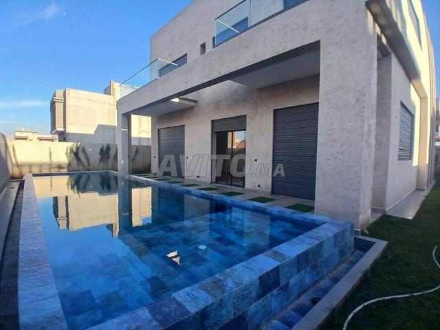 Villa à vendre à Riad Marrakech 500 m² Vue Atlas