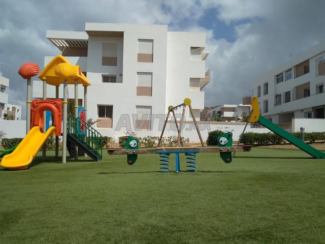شقة للبيع 94 متر مربع في إيمي وادار مطلة على المسبح