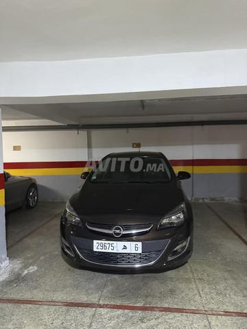 Opel Astra Diesel Manuelle 2014 à Casablanca - 2