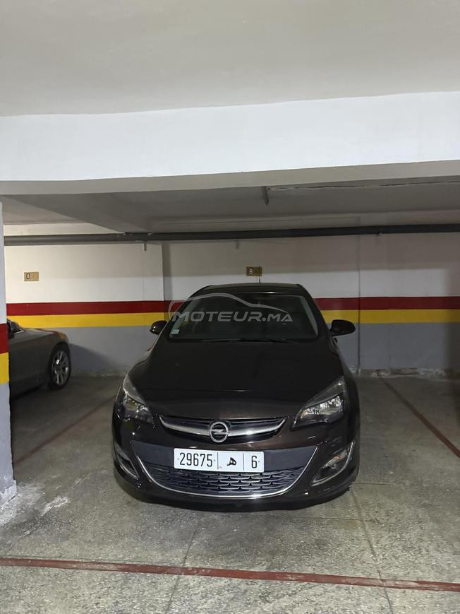Opel Astra Diesel Manuelle 2014 à Casablanca