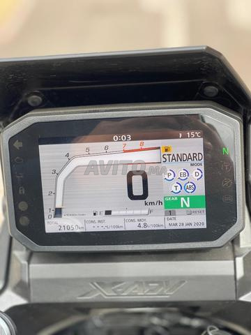 Xadv 2021 ded 10/2025 en excellent état