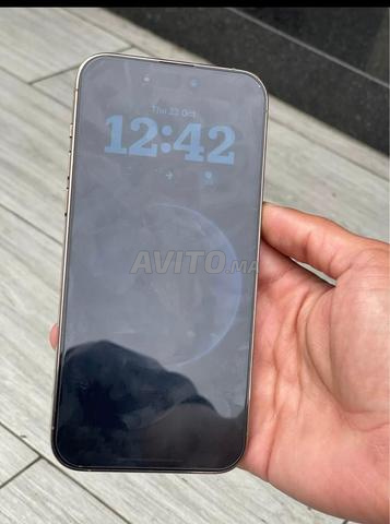 iPhone 14 pro max gold