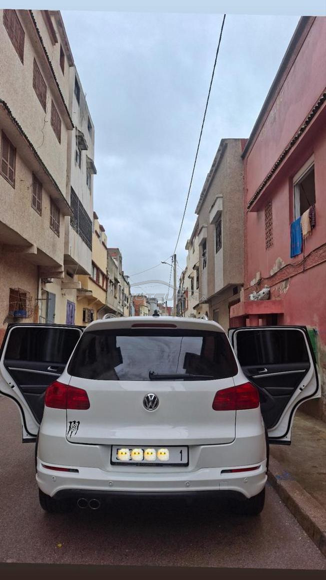 volkswagen tigwan r line 2012