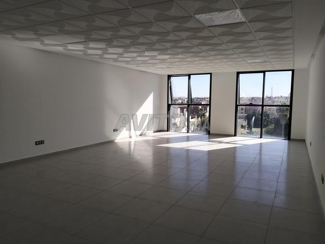 Bureau neuf de 66 m² sur Avenue Mohammed V, Témara - 2