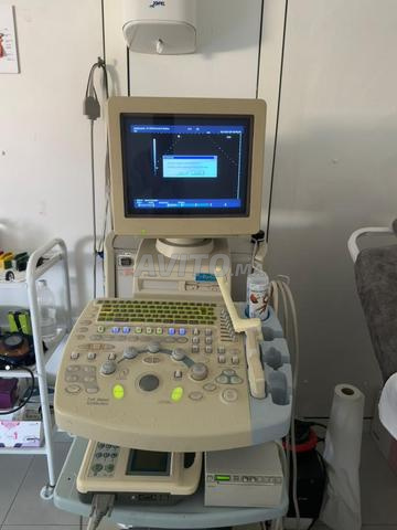 Échographie Hitachi avec 3 sondes