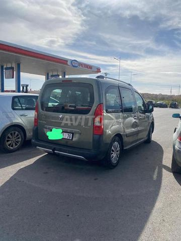 Peugeot Partner Diesel Manuelle 2009 à Nador