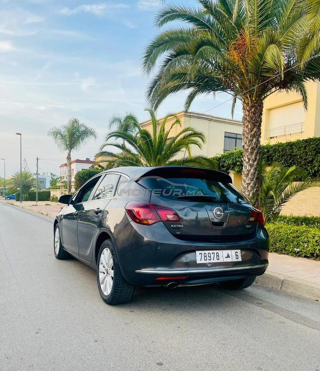 Opel Astra Diesel Manuelle 2016 à Rabat