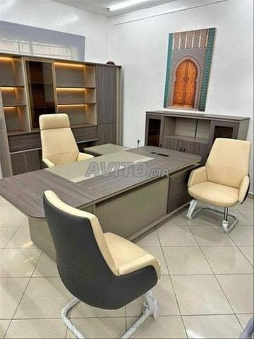 Nous proposons tous types de mobilier de bureau de haute qualité