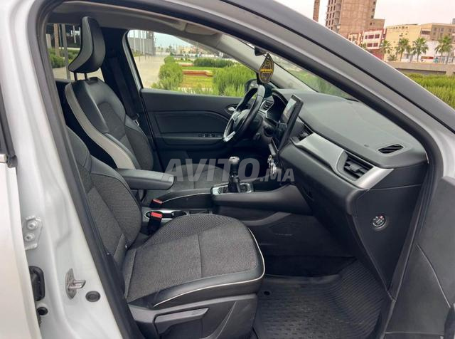 Location voiture Renault Captur - 2