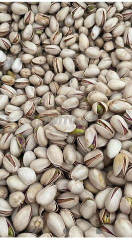 الفواكه الجافة