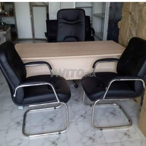 مكتب مع وحدة إرجاع وأدراج بسعر معقول - 2