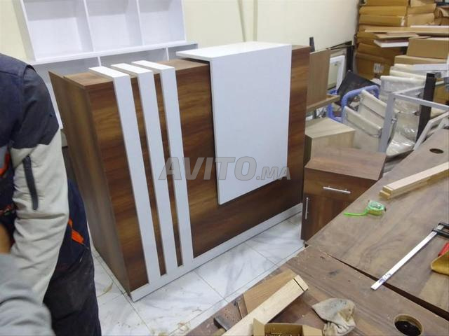 منضدة استقبال مع خزانة