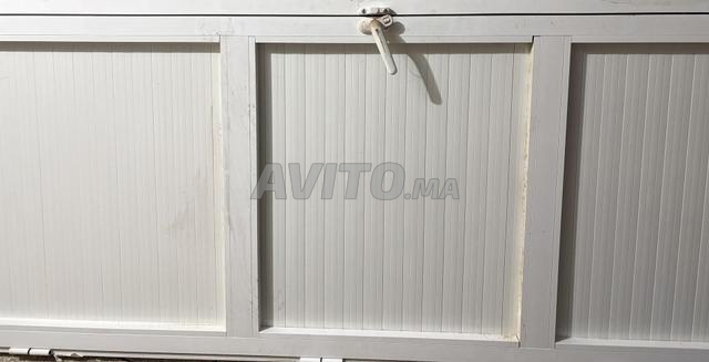 باب، واجهة عرض من الألومنيوم والزجاج - 2