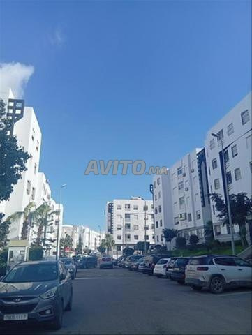 Plusieurs Standing Couple Marié ou Filles Célibats