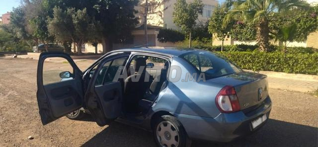 Renault Clio Essence Manuelle 2008 à Agadir