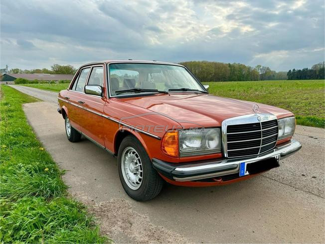w123 mercedes 220 3chor 2026
