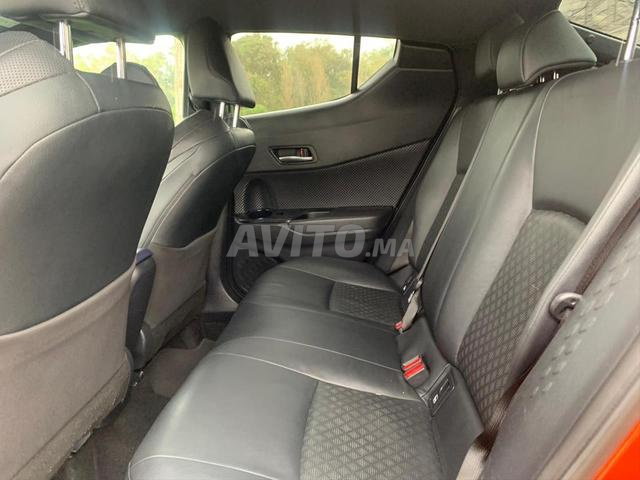 Toyota hybrid C-HR 2021