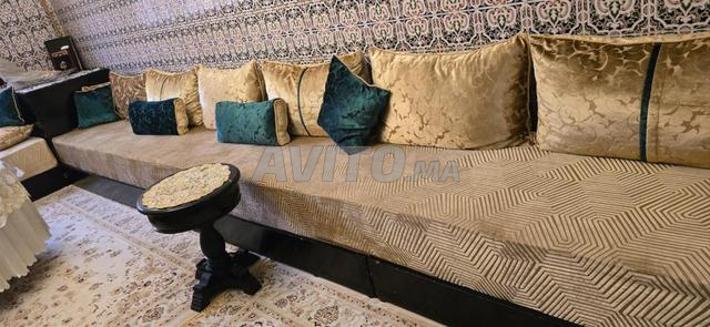 2 salons bois, matelas dolidol, tlamet, coussins