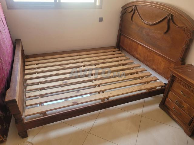 Moustiquaire et 2 coiffeuses en bon état - 2