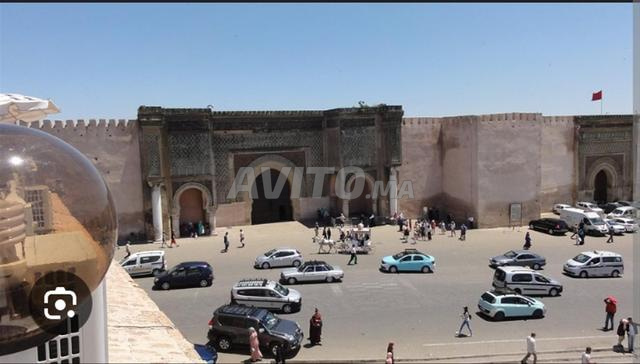 Magasin commercial à vendre à la place El Hedim Sarout