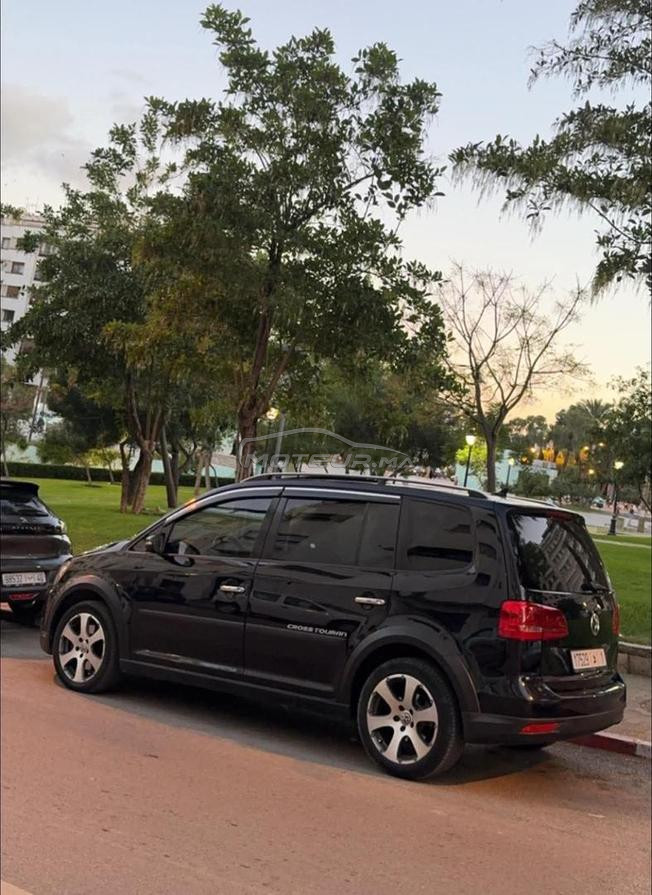 Volkswagen Touran Diesel Automatique 2011 à Tanger