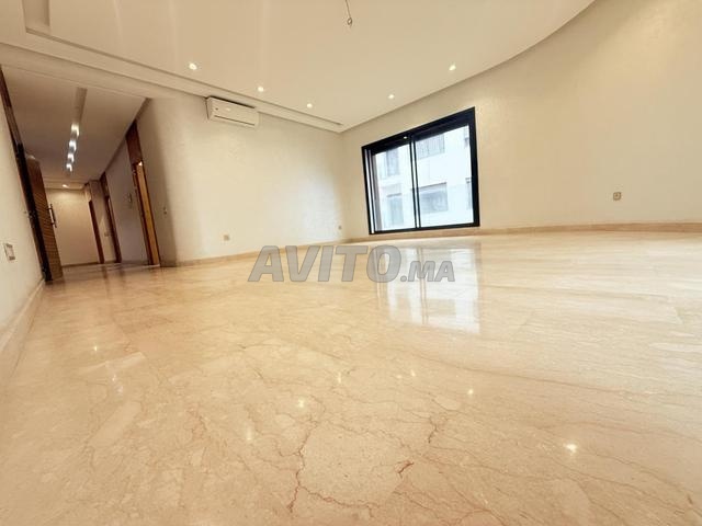 Appartement à vendre 122 m² à Casablanca