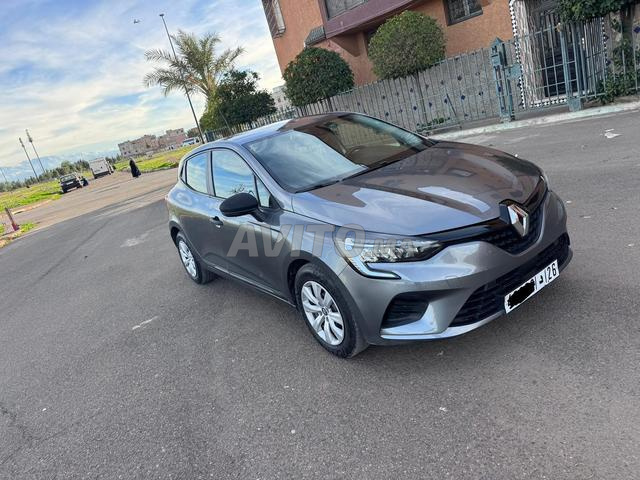 Renault Clio Diesel Manuelle 2023 à Marrakech - 2