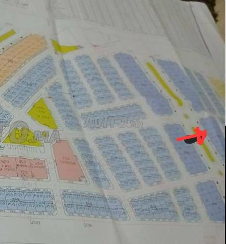 Excellent plan dans le lotissement Al Salam derrière l'université