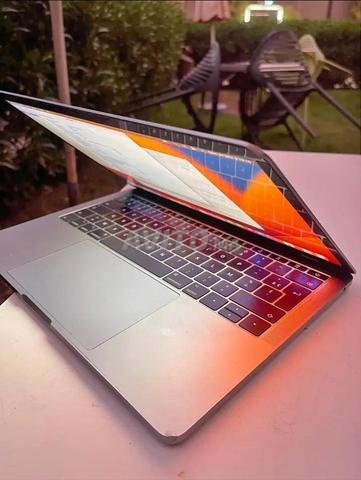 MacBook Pro 13” 2020 – 16GB RAM