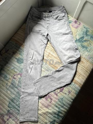 بنطلون جينز رمادي H&M سكيني دنيم مقاس 38