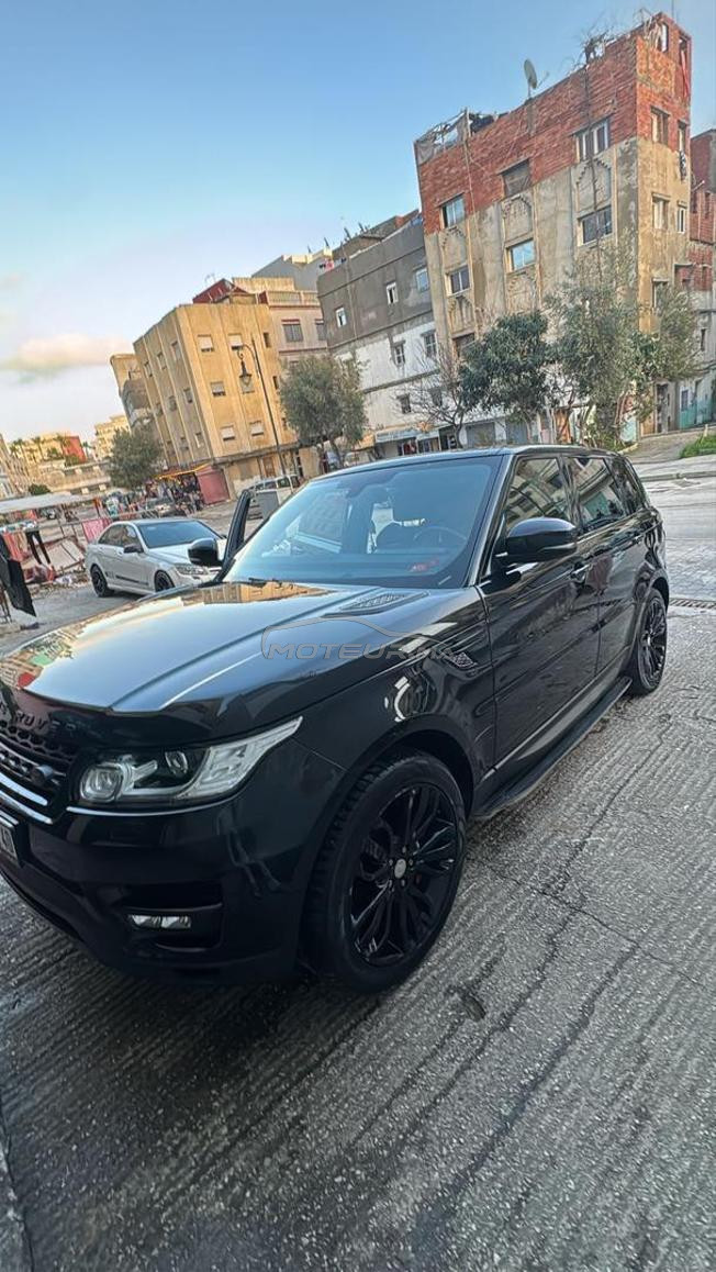Range Rover nbi3 ba9a n9eya 