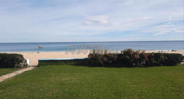 Villa au première ligne au C. Al Amine Plage