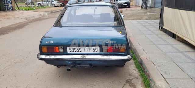 Opel Ascona modèle 1979 diesel 2L
