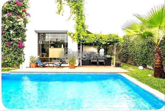 DAR-DA-1059 - Villa à vendre à Dar Bouazza