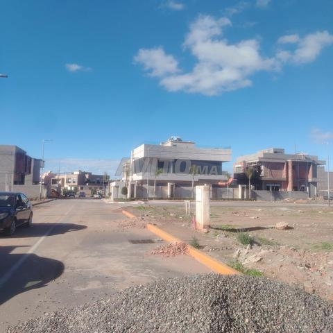 قطعة أرض فيلا في أزهار تاركة