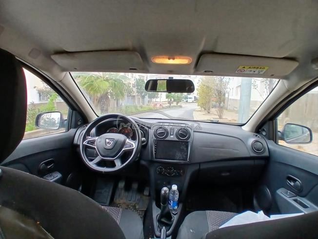 dacia sandero tres bonne etat