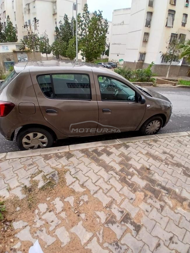 dacia sandero tres bonne etat