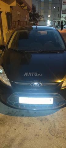 Ford Fiesta Essence Manuelle 2011 في الداخلة