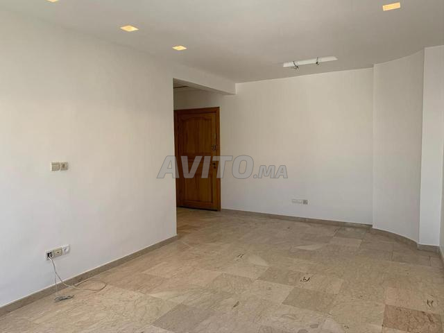 Appartement à louer Mers Sultan - image 5