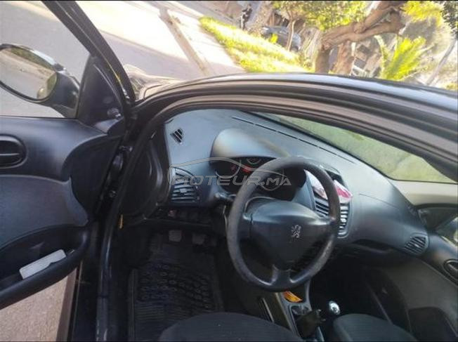 Peugeot 206 Essence Manuelle 2011 à Casablanca