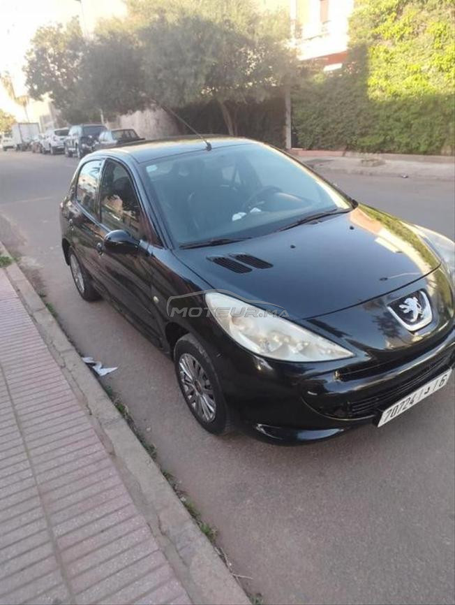 Peugeot 206 Essence Manuelle 2011 à Casablanca
