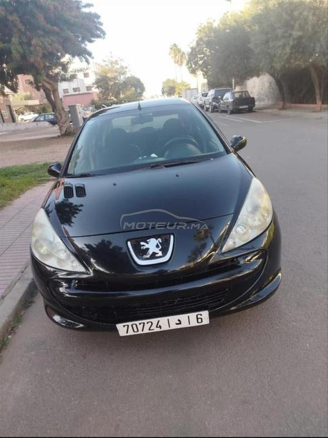 Peugeot 206 Essence Manuelle 2011 à Casablanca
