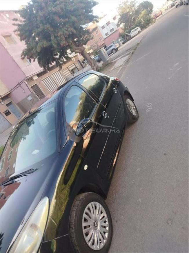 Peugeot 206 Essence Manuelle 2011 à Casablanca