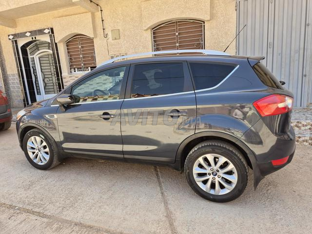 Ford kuga titanium