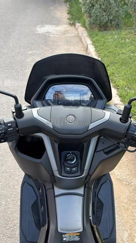 ياماها YAMAHA NMAX 125CC 2025 أسود وأزرق