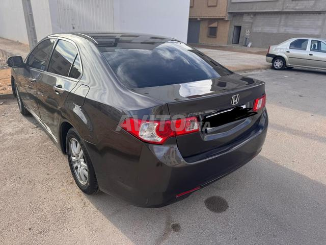 Honda Accord Essence Manuelle 2011 à Laâyoune