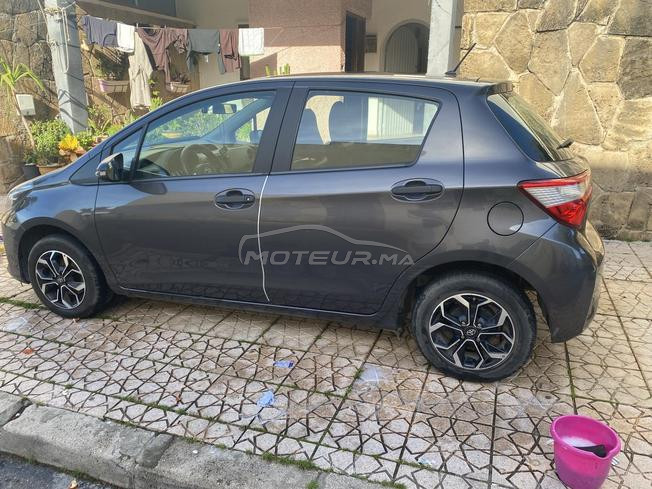 Toyota Yaris essence 