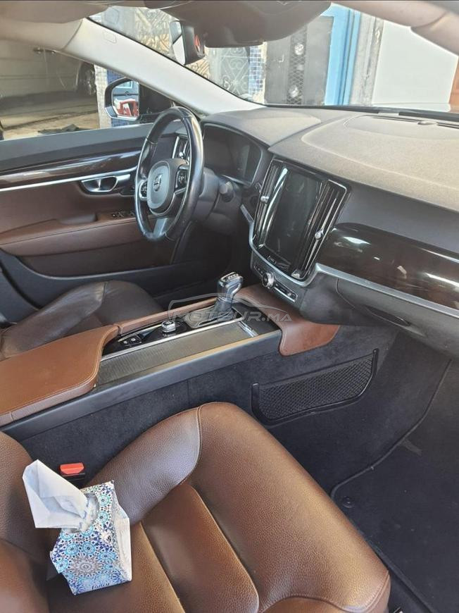 VOLVO S90 D4 Version Momentum